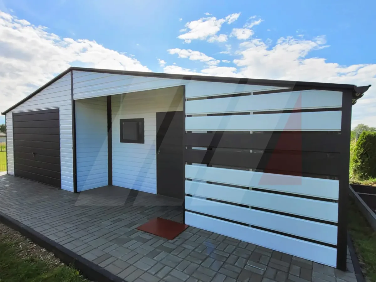 Garaż blaszany biały 9m x 6m pomieszczenie gosp. 2m x 6m