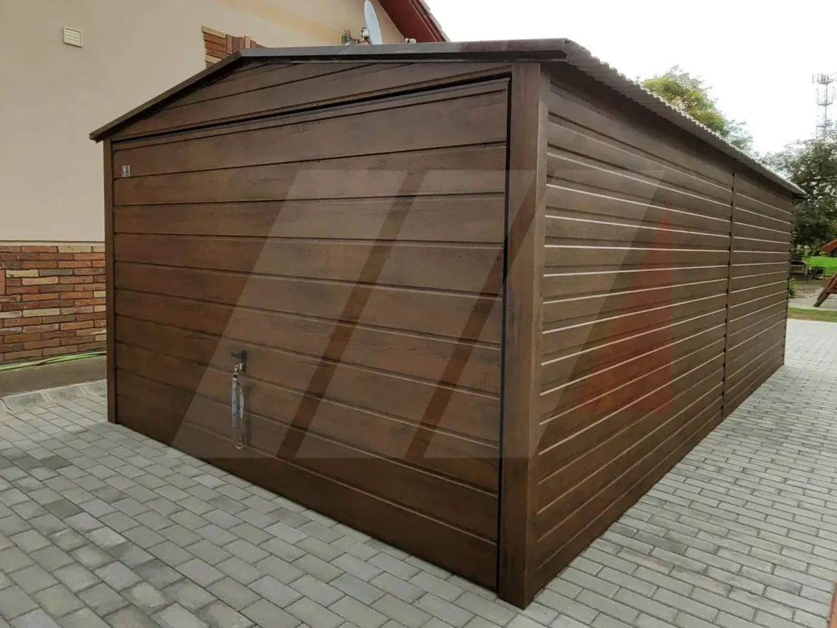 Garaż blaszany dwuspadowy orzech 3m x 5m brama uchylna