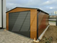 Garaż blaszany dwuspadowy złoty dąb 4m x 6m brama uchylna